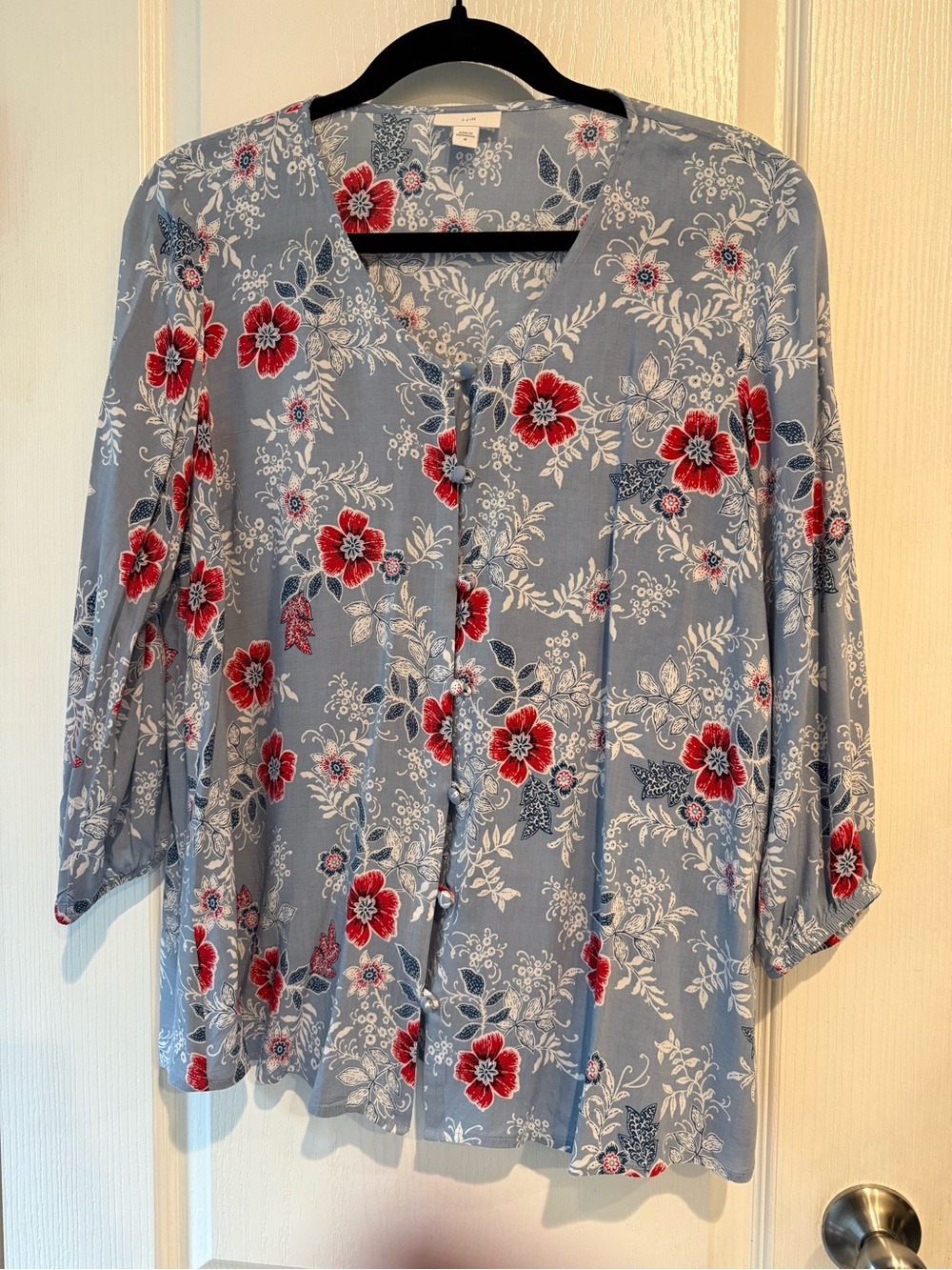 J. Jill Blue Floral Button-Front Blouse with Red Flowers